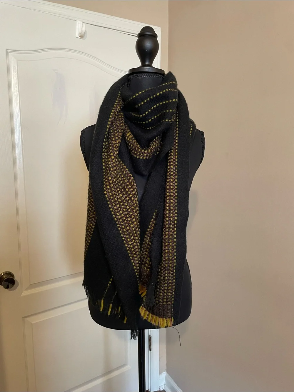 Marine Layer Oversized Blanket Scarf Black Chartreuse Woven Fringe Wrap  28x80